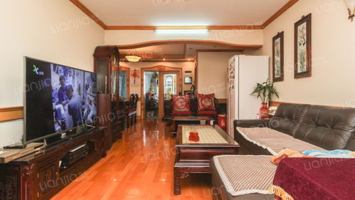 上海長寧西郊綠園四村 98年精品商品房，中樓層適合一家人居住